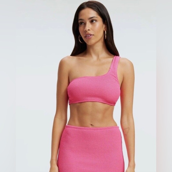 NWT Good American Bright Pink Always Fits Hot Shoulder Top, Size 5/6 - Picture 1 of 4